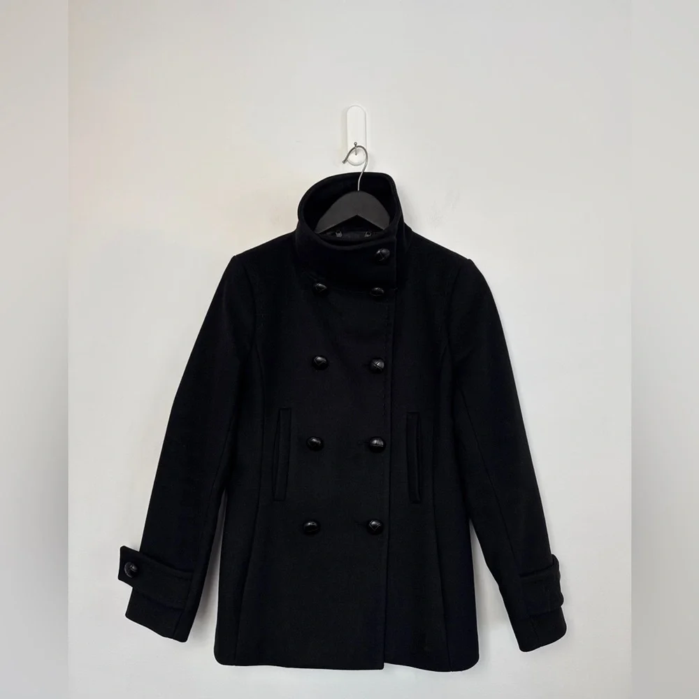 Aritzia! Talula Babaton - Howell Double Breasted Coat. Medium - Picture 9 of 13
